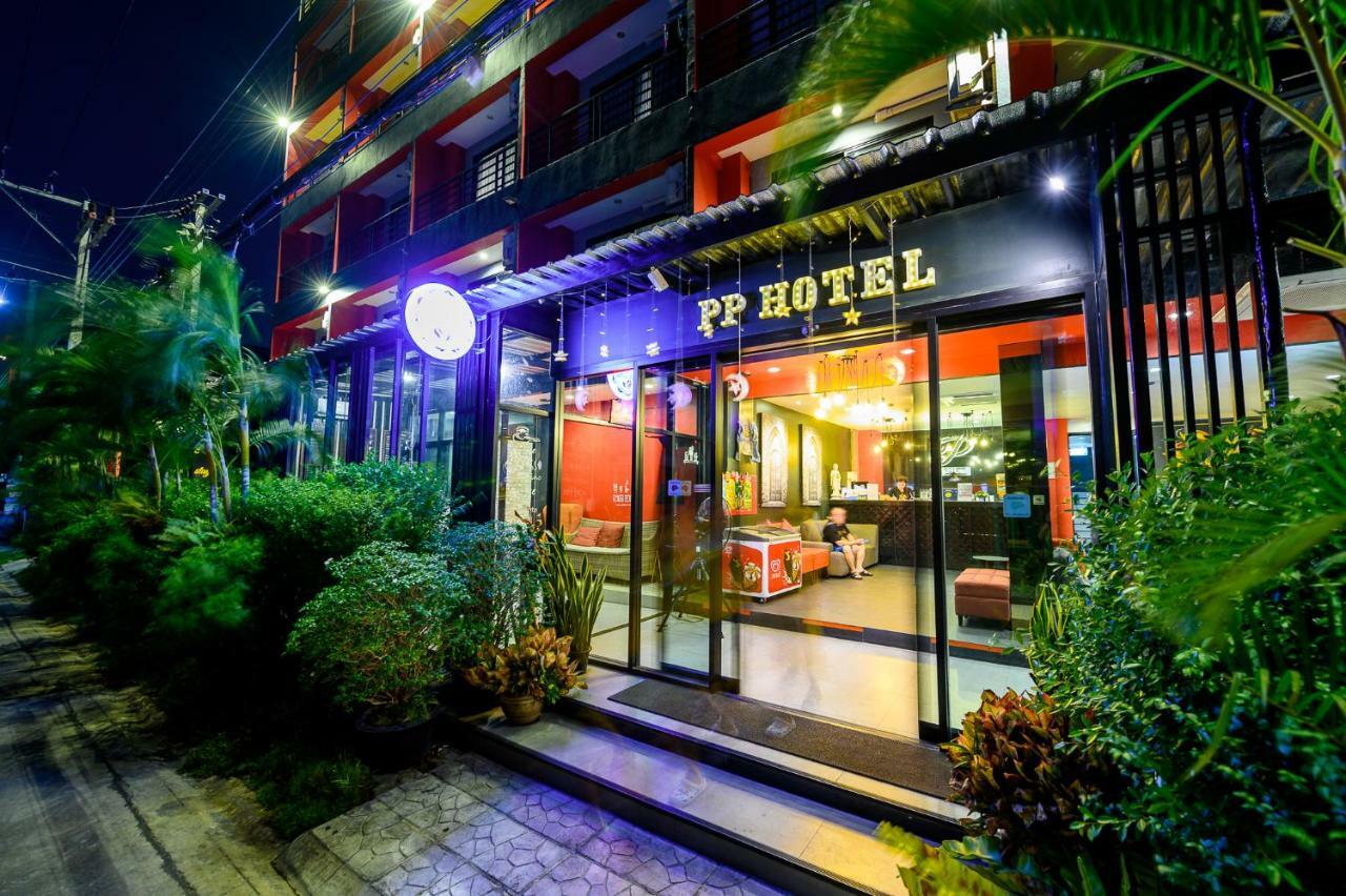 Pp@Hotel Rangsit Патхумтхані Екстер'єр фото